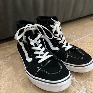 VANS Women Fillmore High Top shoe size US 7